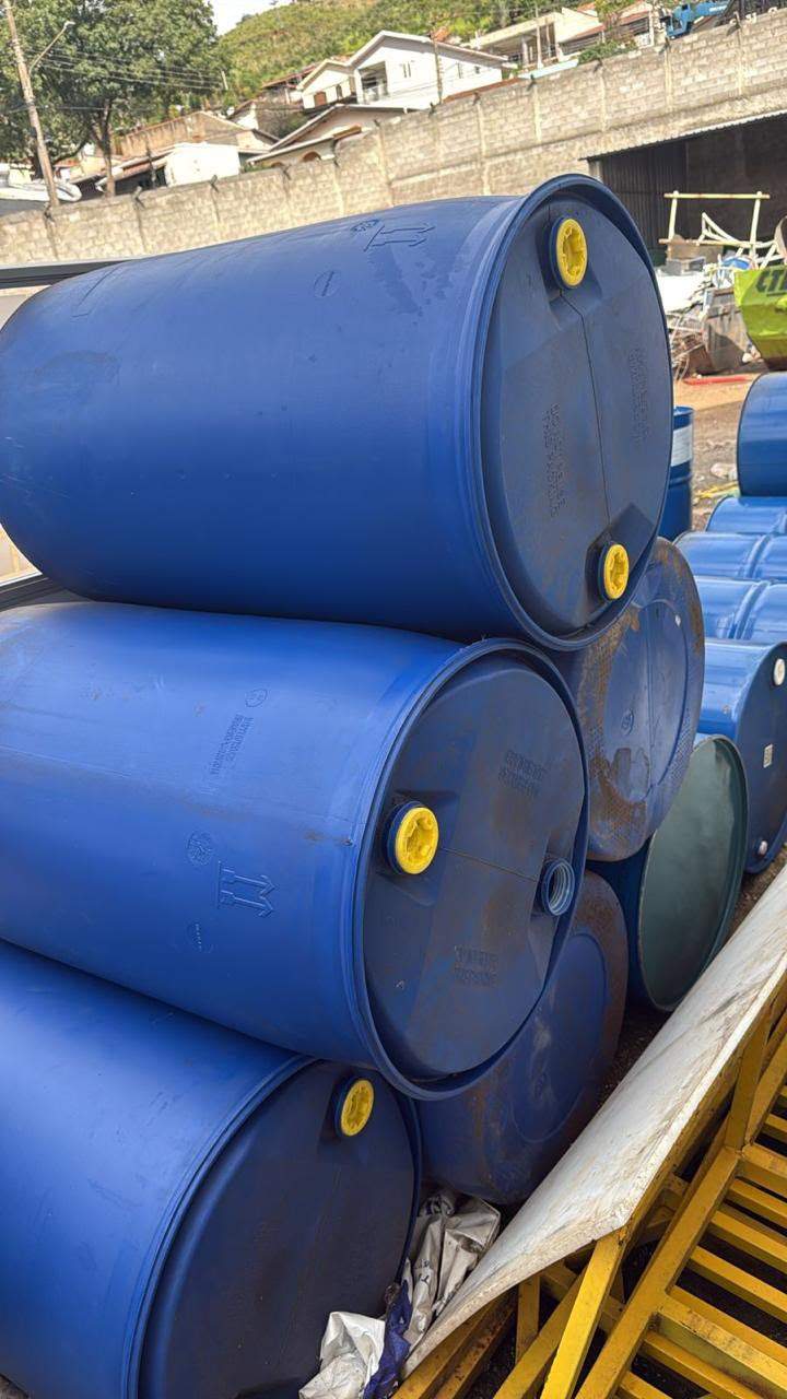 Bombonas plásticas 200L